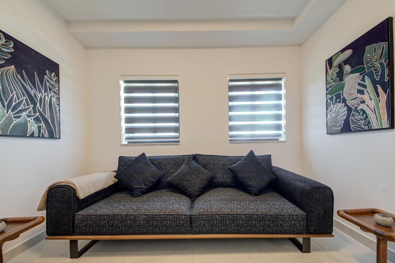 Central Apartments セント・ポールズ・ベイ エクステリア 写真